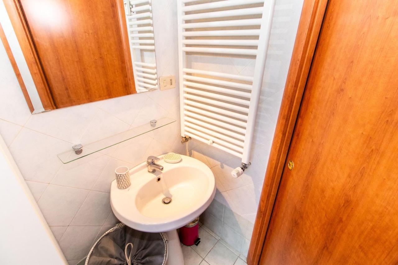 Santa Rita Balcony Flat * Turín